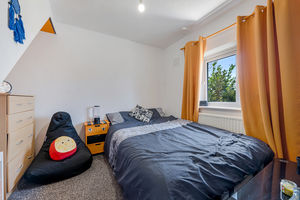 Photo 17- click for photo gallery